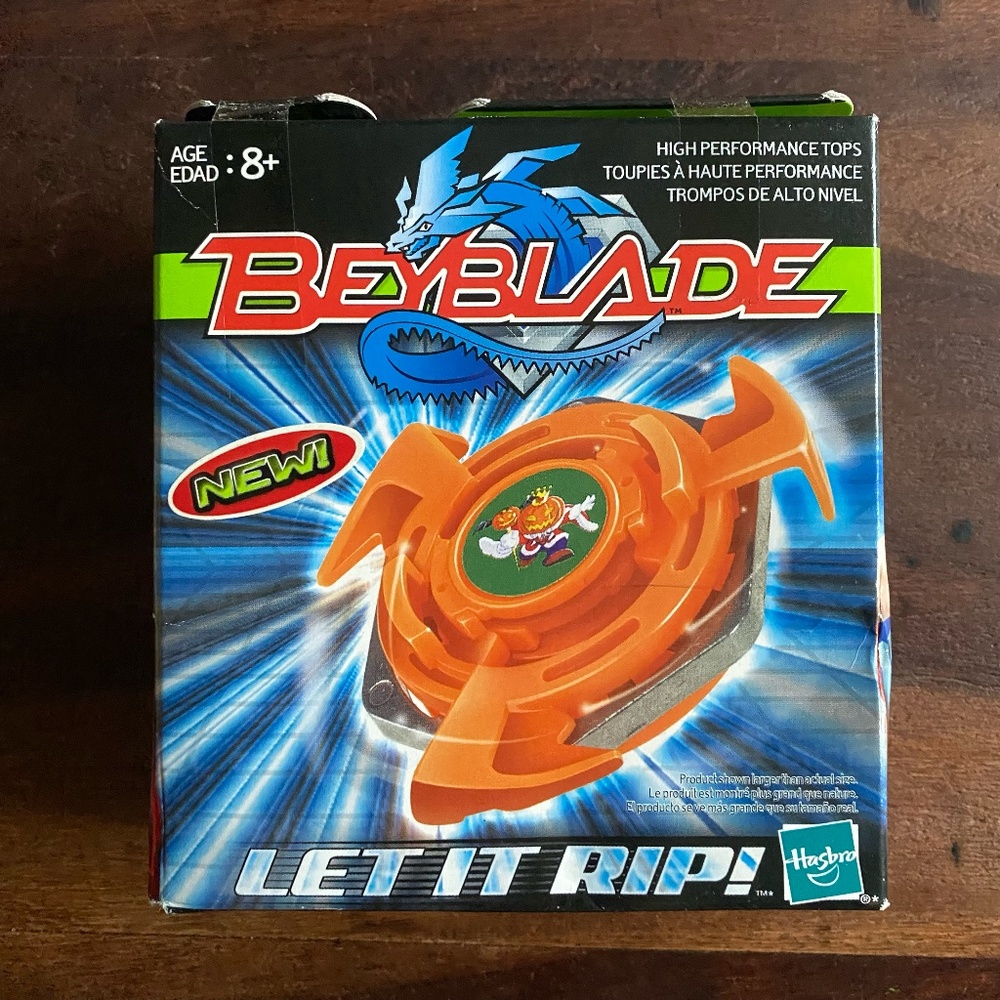 New Beyblade Let It Rip Bump King 2002 Hasbro Orange Halloween